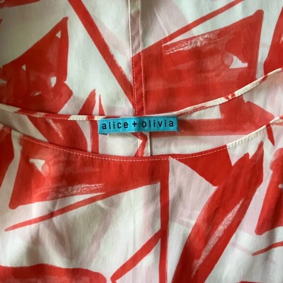 ALICE + OLIVIA Abstract Silk Sleeveless Top - Picture 3 of 6